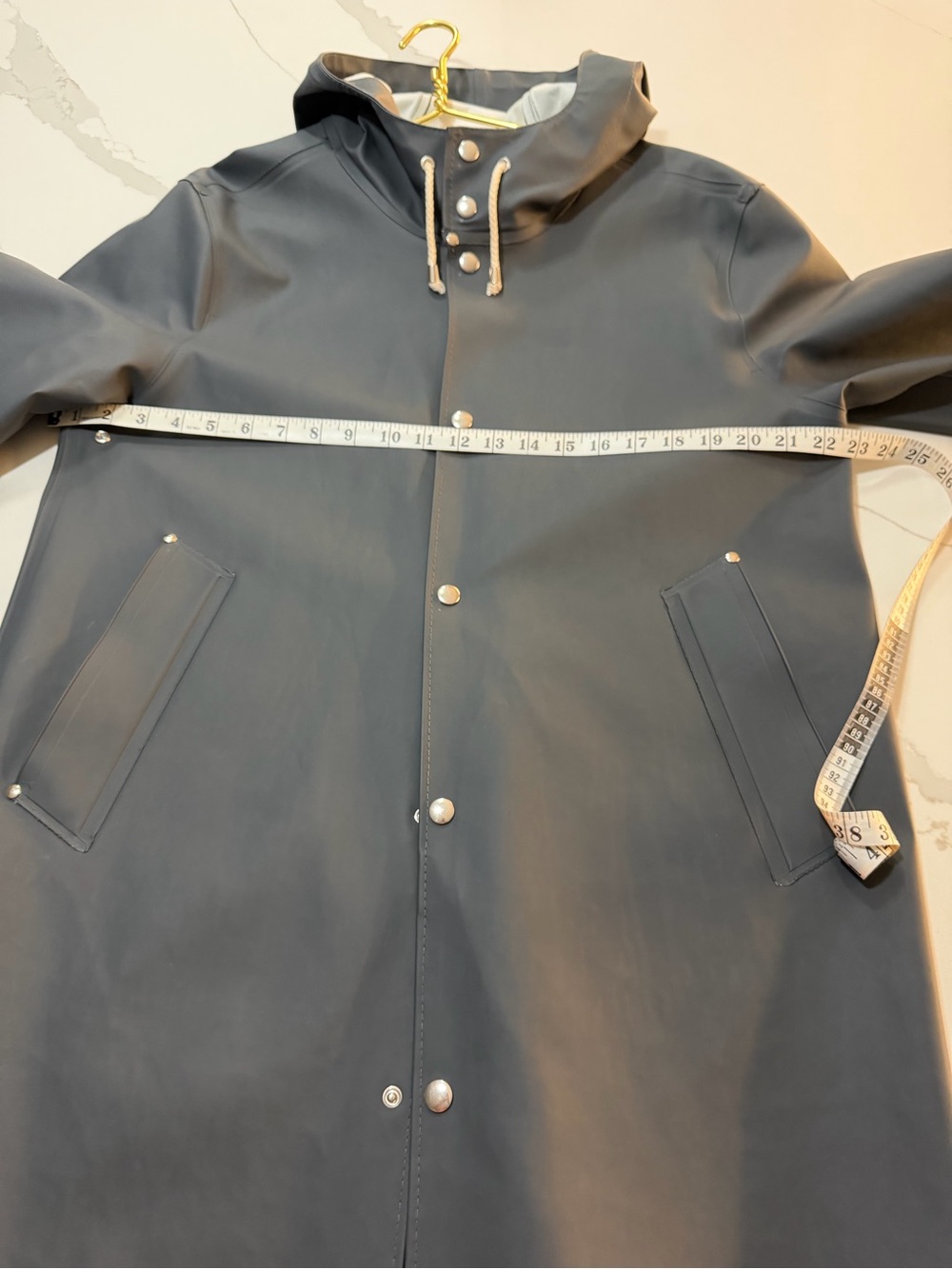 Stutterheim Men's Hooded Raincoat Jacket - charcoal grey size Medium - Picture 9 of 15